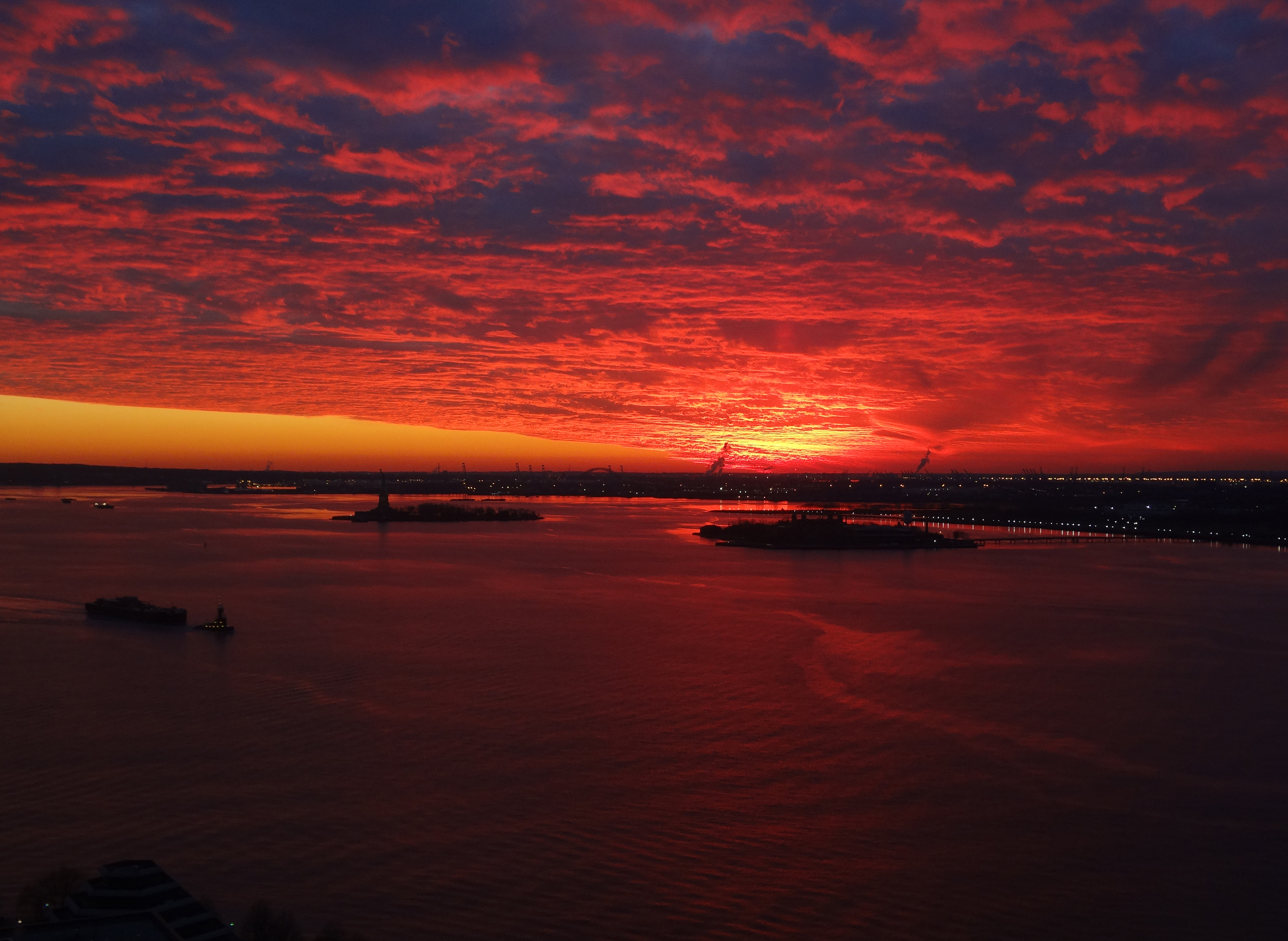 Red sunset 12-25-2013