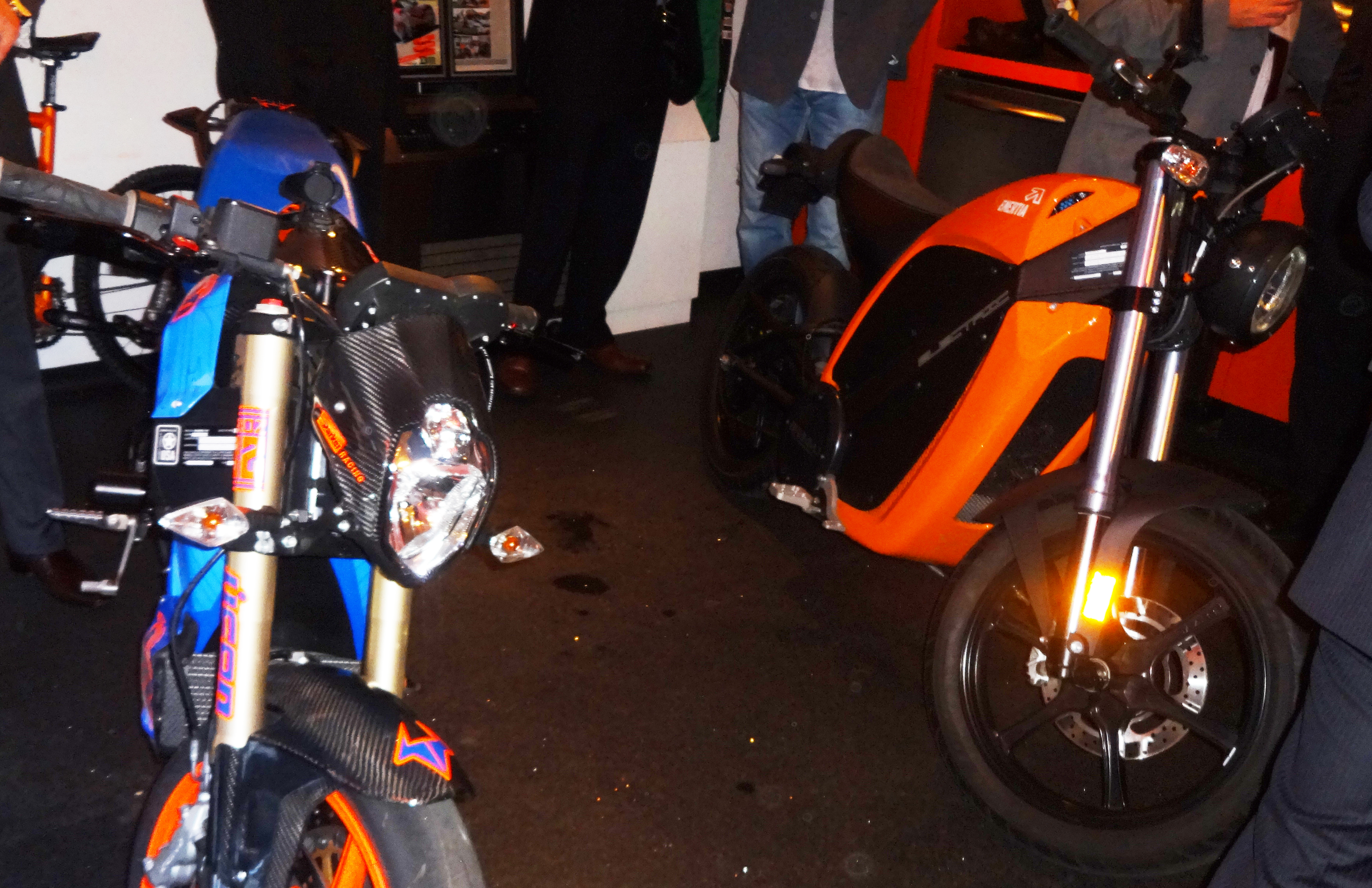 Orange electric motorcycle Wilzig
