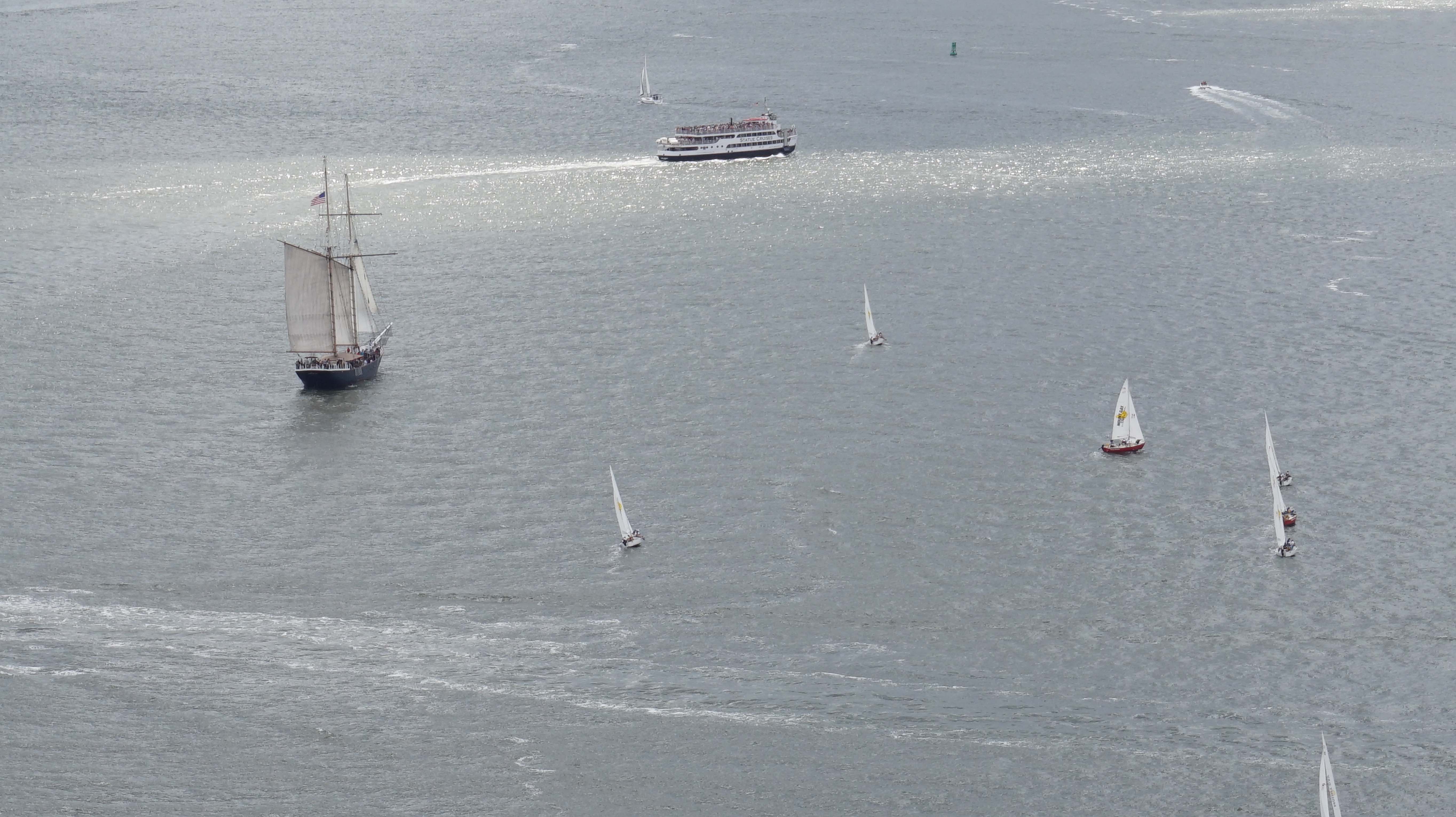 Boat races in Harbor 8-15-2014