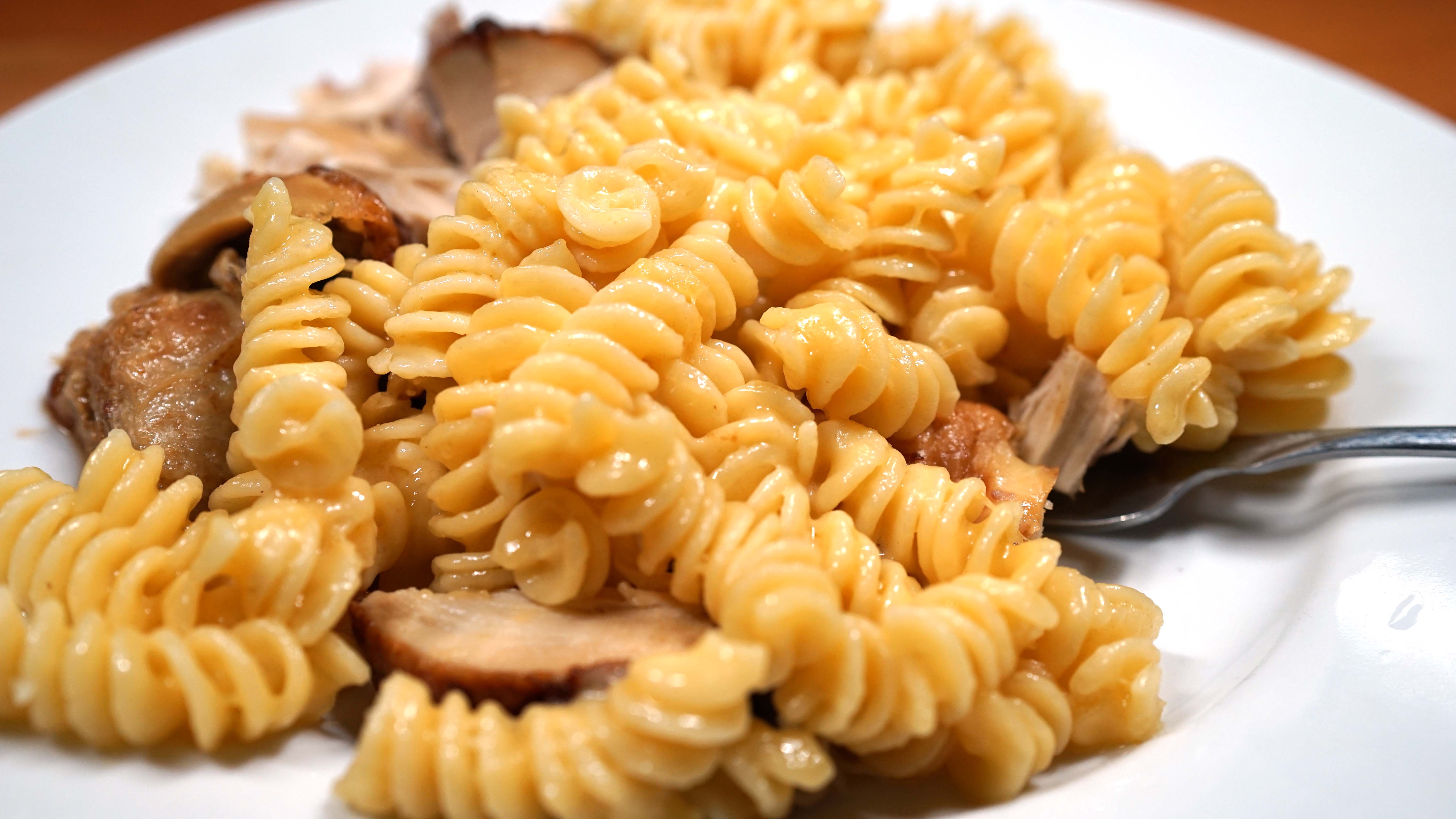 fusilli noodles macaroni and cheese